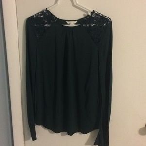 NWT H&M Tee